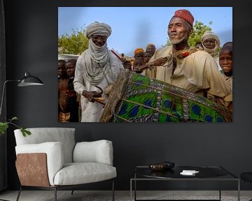 muzikanten langs de straat in Niger van Hans Hut