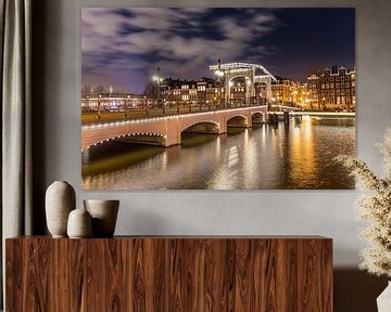 Magere brug, Amsterdam van Tom Roeleveld