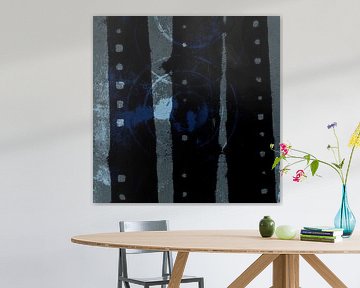 Moderne abstrakte Kunst. Geometrische Formen in Schwarz, Grau, Blau von Dina Dankers