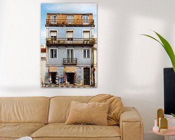 Bâtiment avec des tuiles portugaises à Alfama, Lisbonne sur Karlijn Meulman