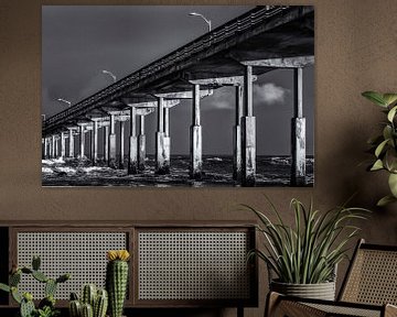 Oceaan Strand Pier Monochroom van Joseph S Giacalone Photography