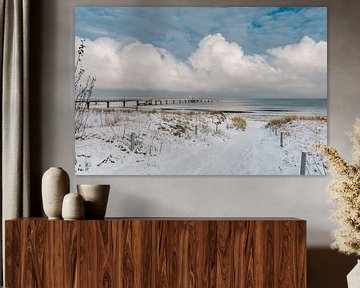 Strand Ostseebad Göhren mit Schnee von Mirko Boy