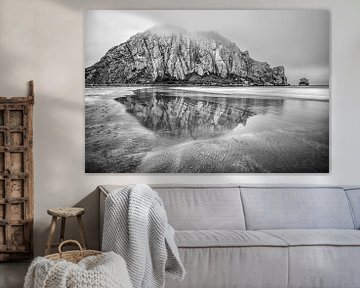 Een monochroom Morro Rock van Joseph S Giacalone Photography