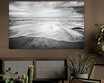 Ein verträumtes Monochrom der Mission Beach von Joseph S Giacalone Photography