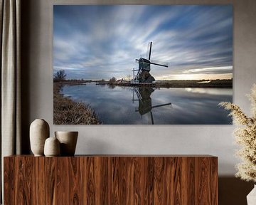 Moulin à vent hollandais au coucher du soleil ! sur Peter Haastrecht, van