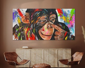 Brutale chimpansee: een nieuwsgierig moment van Happy Paintings