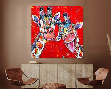 La girafe s'esclaffe : la langue est tirée sur Happy Paintings