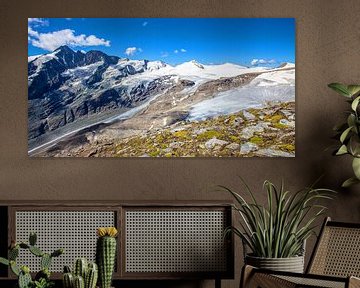 Les hautes montagnes alpines dans la région du Glockner sur Christa Kramer