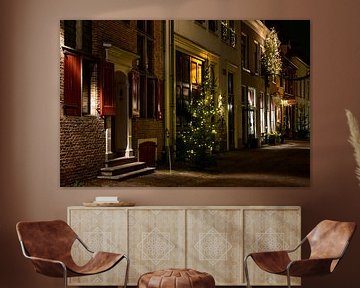 Deventer, vue de la rue en soirée avec décorations de Noël