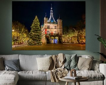 Deventer Brink bij de Waag met een verlichte kerstboom van Sjoerd van der Wal Fotografie