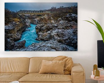 brug bij de Barnafoss in ijsland van peterheinspictures