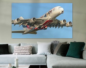 Emirates Airbus A380 met United for Wildlife livery. van Jaap van den Berg