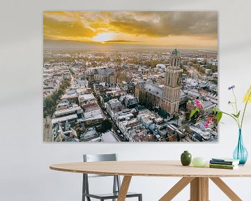 Zwolse Peperbus kerktoren tijdens een koude winter zonsopgang van Sjoerd van der Wal Fotografie