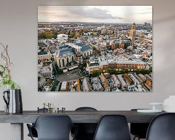 Das Stadtzentrum von Zwolle an einem kalten Wintermorgen von Sjoerd van der Wal Fotografie