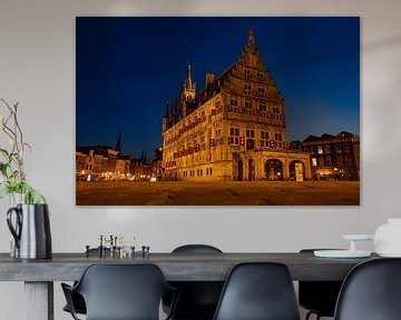 L'ancien hôtel de ville de Gouda la nuit sur Chihong