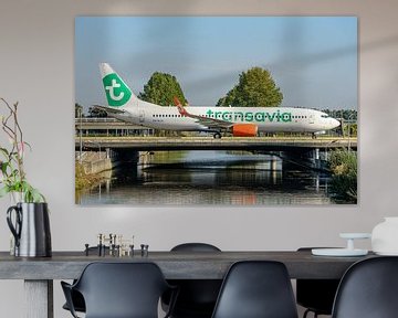 Transavia Boeing 737-800 passagiersvliegtuig. van Jaap van den Berg