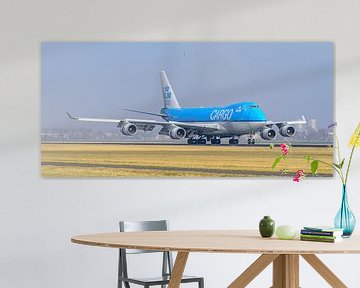 Landende KLM Cargo Boeing 747-400ERF Oranje. van Jaap van den Berg