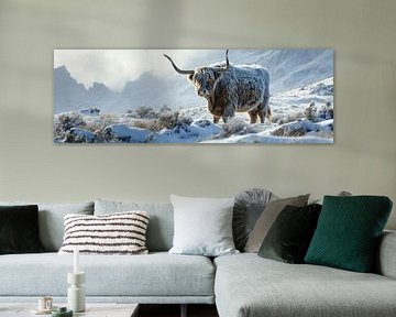 Panorama schotse hooglander onder de sneeuw van Digitale Schilderijen