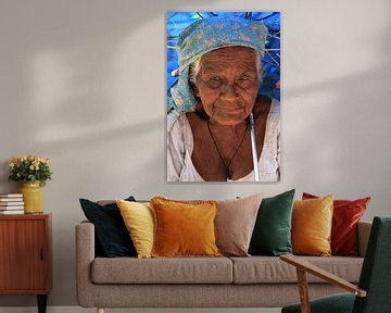 Old woman in Sri Lanka