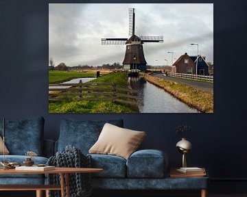 Pittoreske, traditionele windmolen in Noord-Holland van Silva Wischeropp