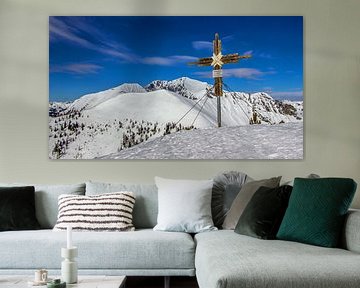 Das Gipfelkreuz am Scheibenkogel von Christa Kramer