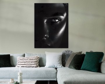 portrait de femme en noir et blanc sur PixelPrestige