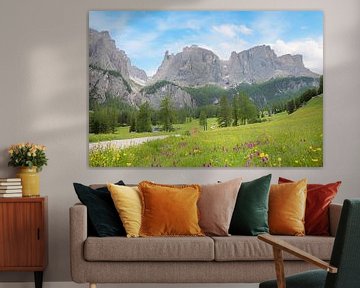 Wildblumenwiese Kolfuschg, Südtiroler Dolomiten Landschaft von SusaZoom