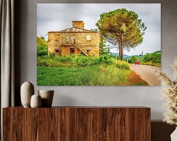 Toscaanse ruïne langs SP125, Toscane, Italië. van Jaap Bosma Fotografie