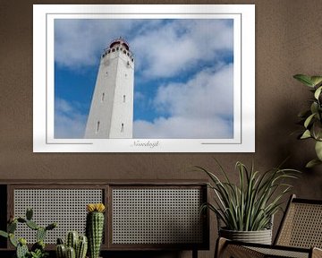 Noordwijk lighthouse by Richard Wareham