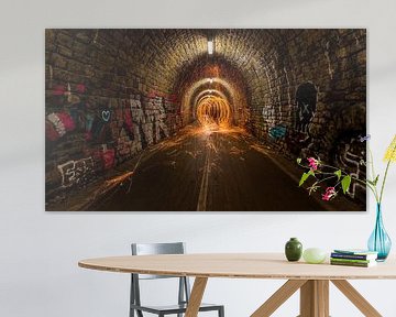 Vuur, & licht in de tunnel van TB-Fotogalerie