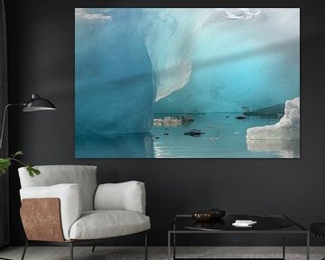 The Jökulsárlónlake glacier in Iceland by Gonnie van de Schans