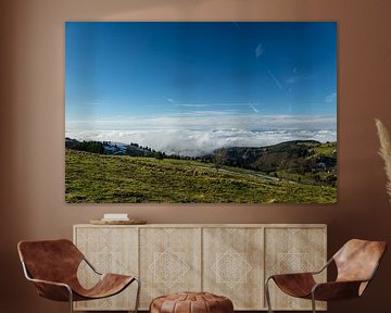 Deutschland, Über den Wolken auf einem Berg Schauinsland im Schwarzwald von adventure-photos