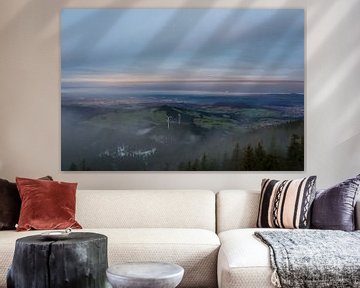 Duitsland, Eindeloos weids natuurlandschap vanaf berg in zwart woud bij Freiburg im Breisgau van adventure-photos