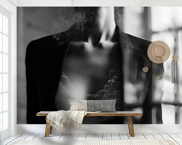 Stijlvol boudoir portret in zwart-wit van Carla Van Iersel