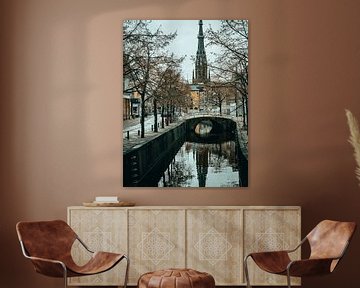 Canal de Leeuwarden avec église sur BrotherJourney