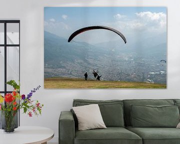 Parapente in Medellin van Richard Wareham