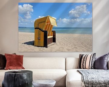 Gelber Strandkorb von Ostsee Bilder
