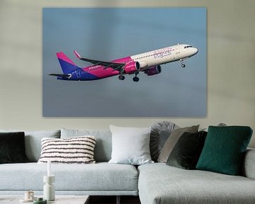 Der Airbus A321-271NX von Wizz Air hebt ab. von Jaap van den Berg