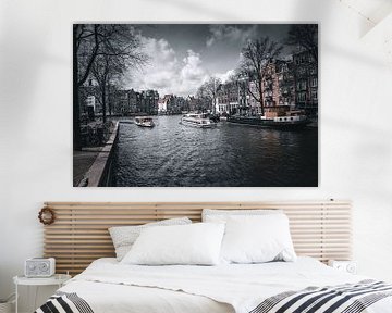 Amsterdam aux Pays-Bas n'est pas seulement noir et blanc