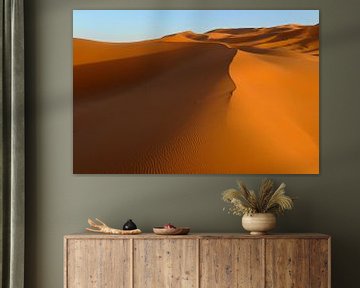 Goldenen Sanddünen des Erg Chebbi Wüste im Süden von Marokko von Gonnie van de Schans