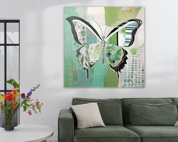 Papillon stylistique dans les tons de vert sur Color Square