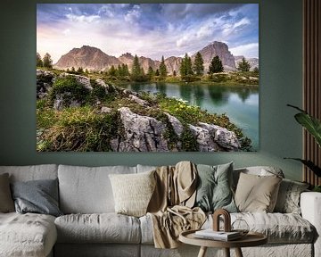 Bergmeer met berglandschap in Zuid-Tirol van Voss Fine Art Fotografie