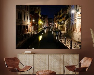 Vue nocturne d'une Venise endormie sur Robin Schalk