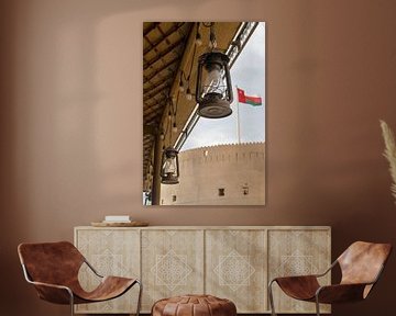 Vue de la forteresse de Nizwa depuis l'Athar Café sur Lisette van Leeuwen