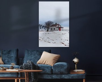 Einsames Haus in Andøya, Norwegen von Jules Captures - Photography by Julia Vermeulen