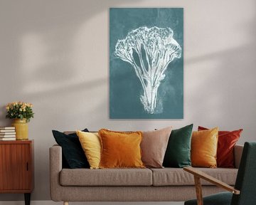 Moderne botanische kunst. Witte bloem op groenblauw van Dina Dankers