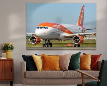 Rollende easyJet Switzerland Airbus A320-200. von Jaap van den Berg