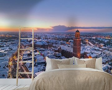 Zwolle tijdens een koude winter zonsopgang met sneeuw op de daken van Sjoerd van der Wal Fotografie