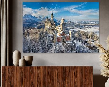 Kasteel Neuschwanstein in Duitsland op een winterse dag van Michael Abid