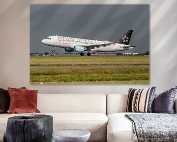 Décollage de l'Airbus A320-200 d'Austrian Airlines. sur Jaap van den Berg